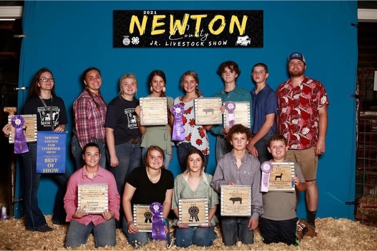 DMJ Students at the Newton County Livestock Show